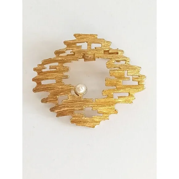 Brutalist Gold Tone Faux Pearl Vintage Openwork Brooch Pin - Picture 1 of 5